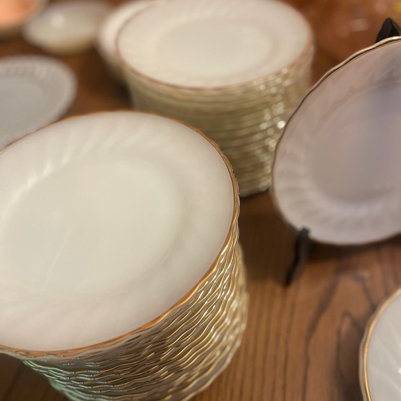 Vintage Fire King White with Gold Trim Glassware - 12 Dinnss - Picture 8 of 10